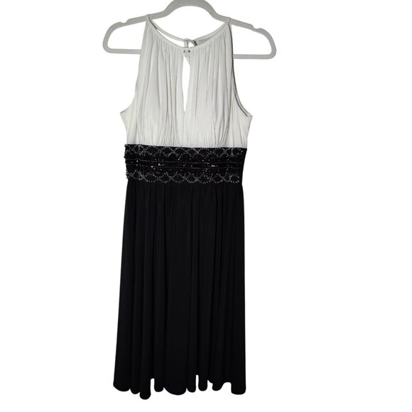 R&M Richards Ivory & Black Tie-Back Halter Midi Dress W Beaded Waist 8 - Picture 4 of 11